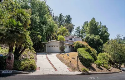 3636 Dellvale Place photo 2