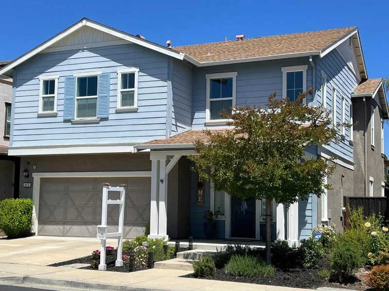 1015 Oak Brook Way, Gilroy, CA 95020