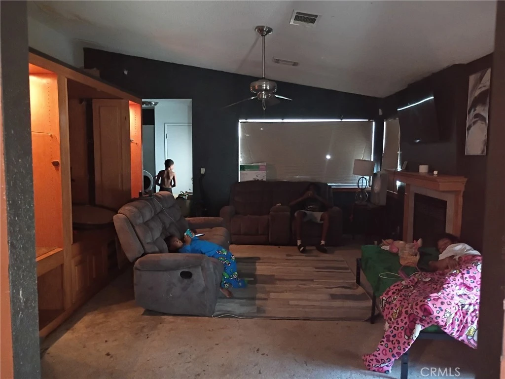 Interior 2