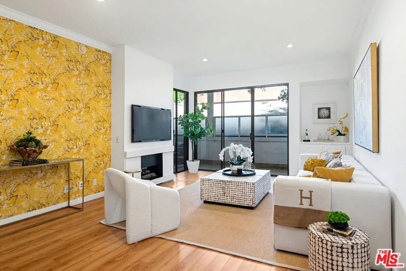 2276 S Beverly Glen Boulevard 207, Los Angeles, CA 90064