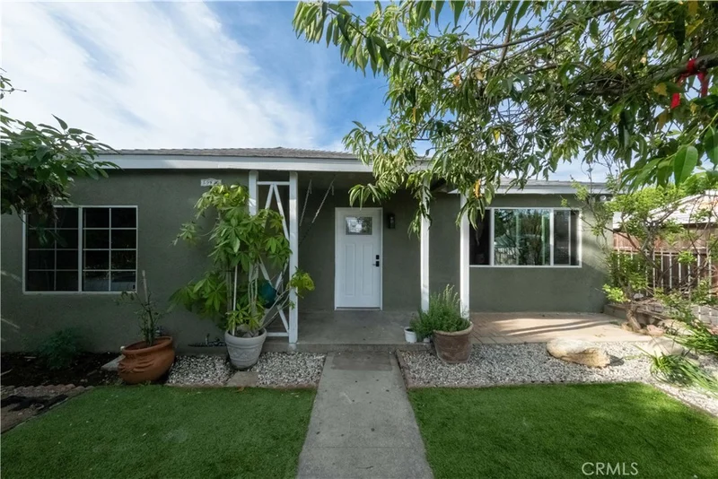 15719 Romar Street photo 2