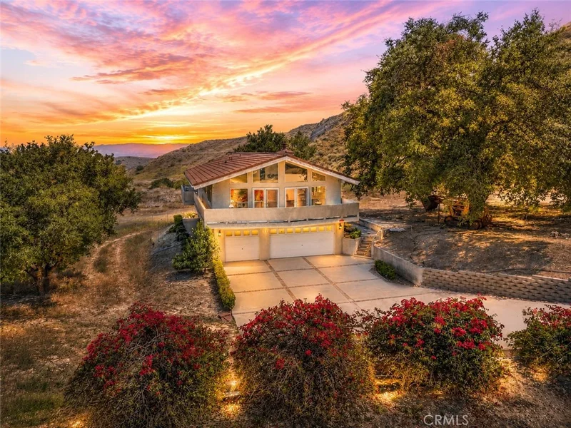 9110 Happy Camp Road, Moorpark, CA 93021