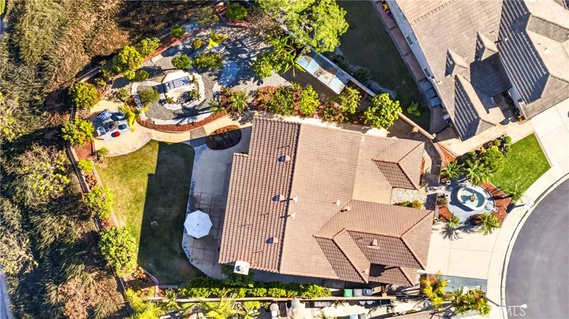 Photo 2 of 1820 W Demaret Court