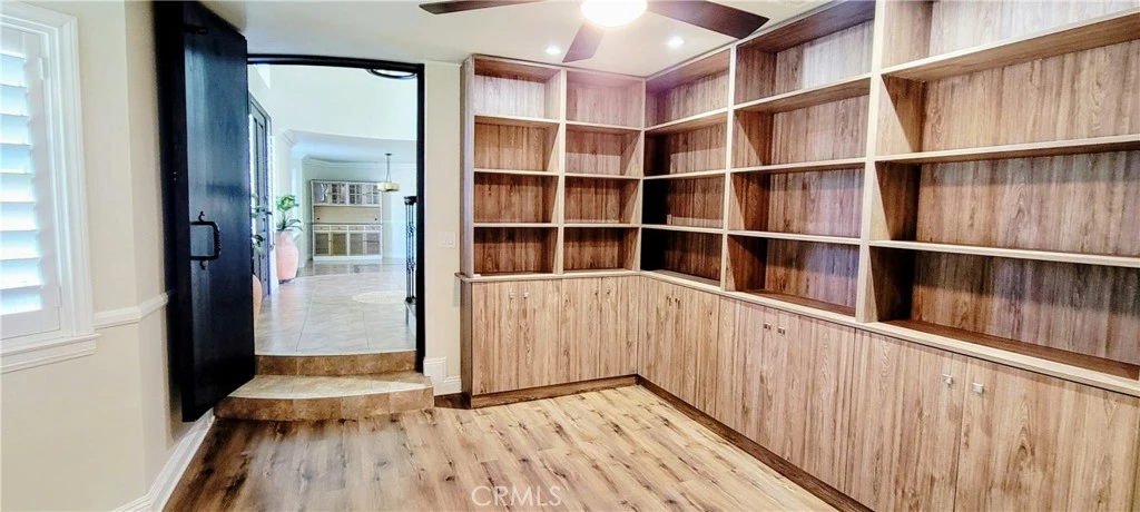 Interior 3