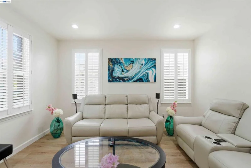 Photo 2 of 7129 Cerro Crest Dr