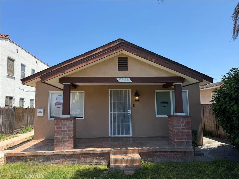 5306 3rd, Los Angeles, CA 90043