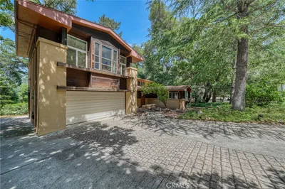 2944 Buckingham photo 2