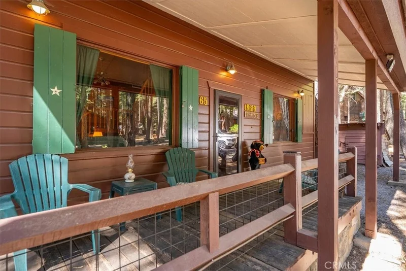 18129 Elm Way photo 2