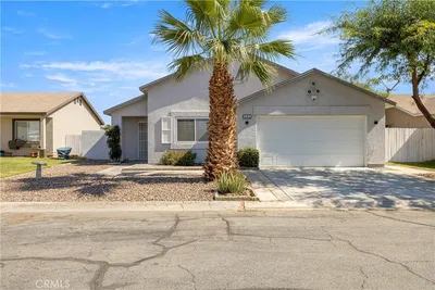 47800 Madison Street 141 photo 2