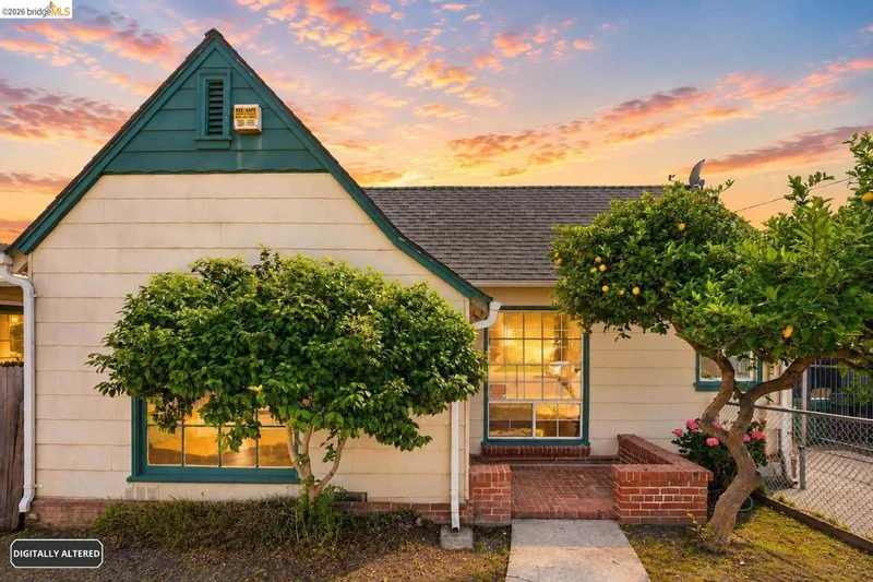 5465 Holland St, Oakland, CA 94601