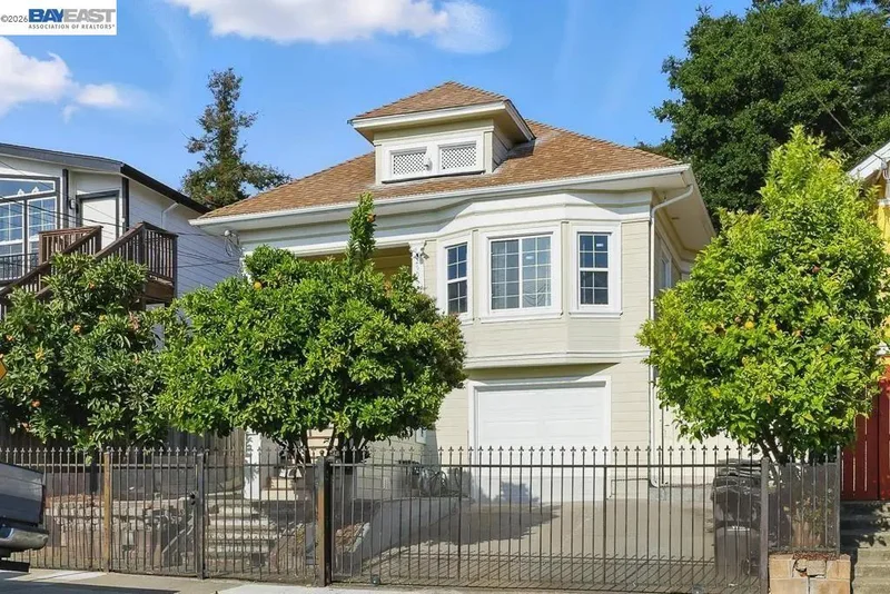 2506 Highland Ave, Oakland, CA 94606