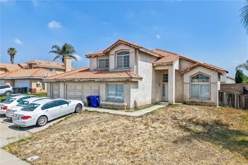 2428 W Calle Celeste, Rialto, CA 92377