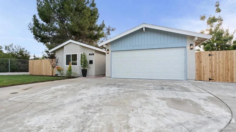 6156 Mchaney, San Diego, CA 92114