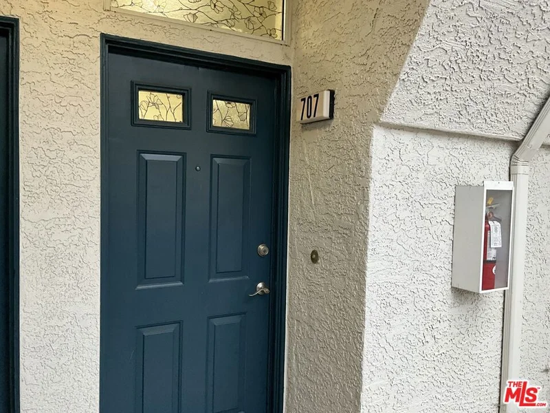 Photo 2 of 13133 Le Parc Boulevard 707
