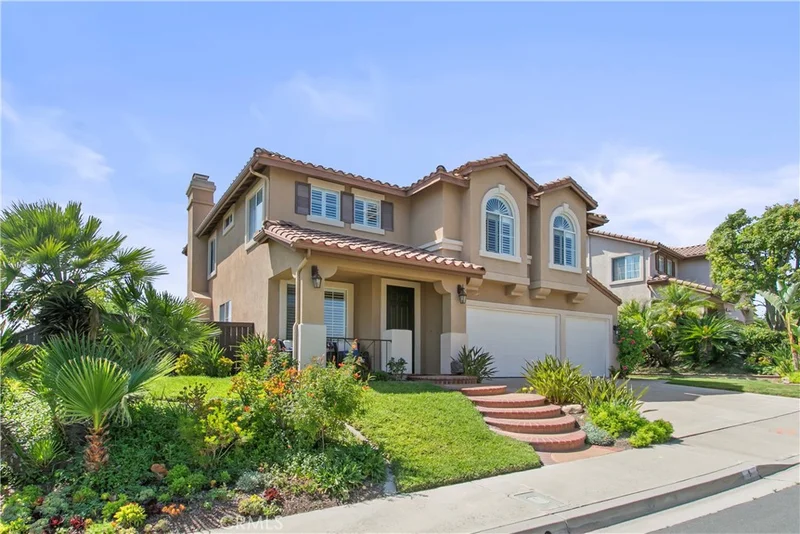 9 El Morro, Rancho Santa Margarita, CA 92688