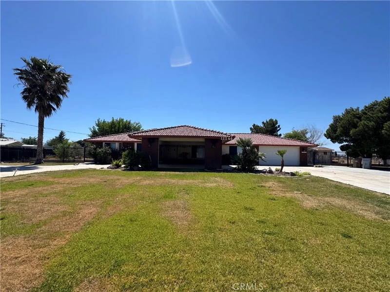 11744 Cottonwood, Hesperia, CA 92345