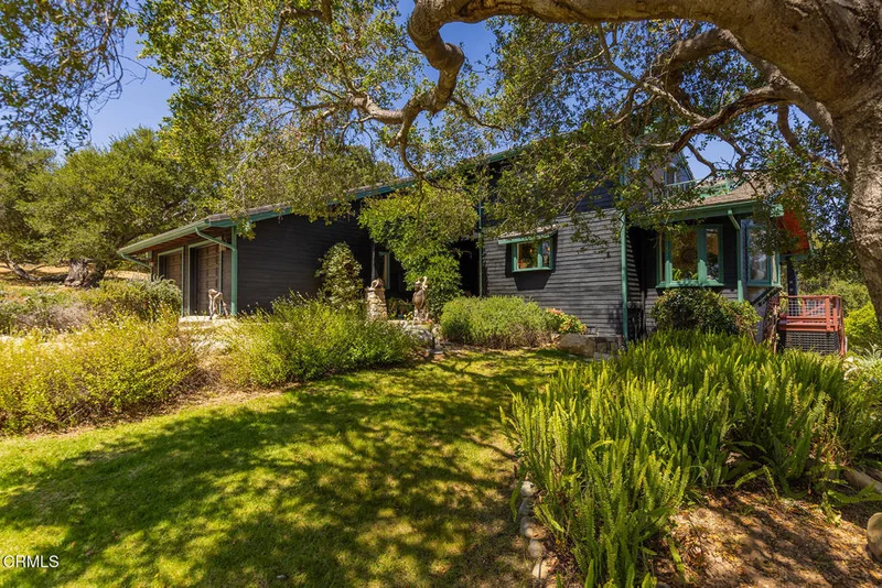 Photo 2 of 10622 Encino Drive