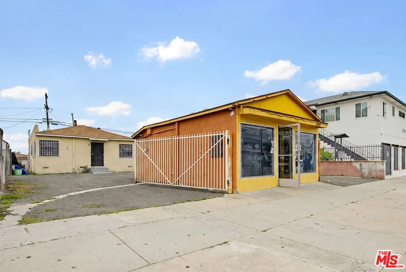 10025 S Western Avenue