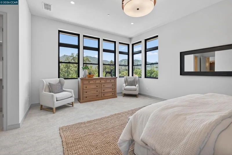 60 Nelson lane photo 2