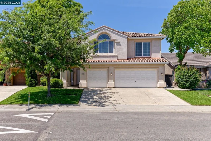 3870 Bilsted Way, Sacramento, CA 95834