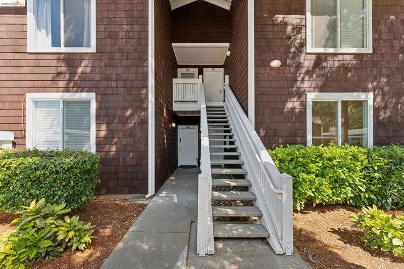 Photo 2 of 145 Bayside Ct
