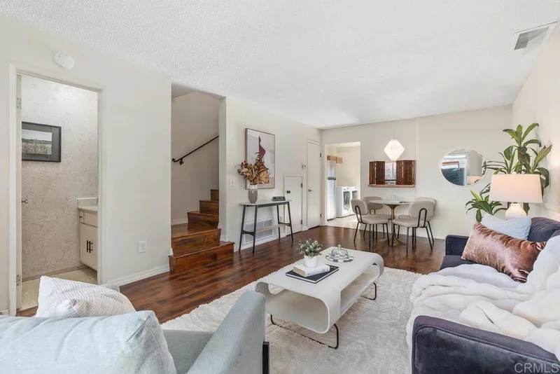 888 Cherrywood Way 12, El Cajon, CA 92021