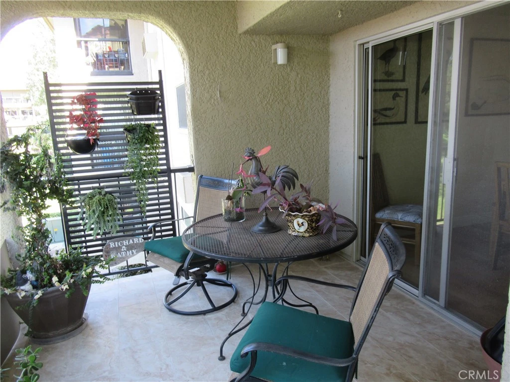 Interior 2