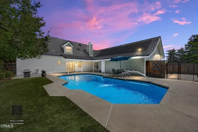 15909 Clarisse Street photo 2