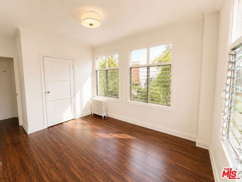 634 S Gramercy Place 607 photo 2