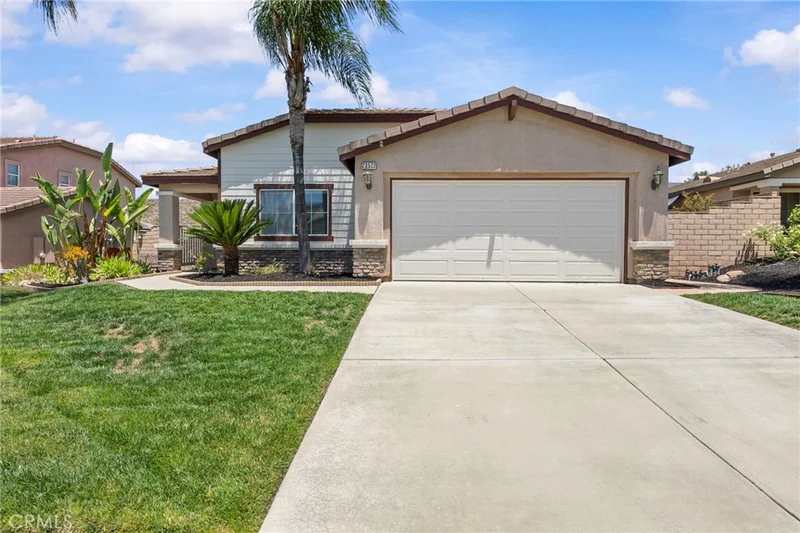 23522 Cheyenne Canyon, Menifee, CA 92587