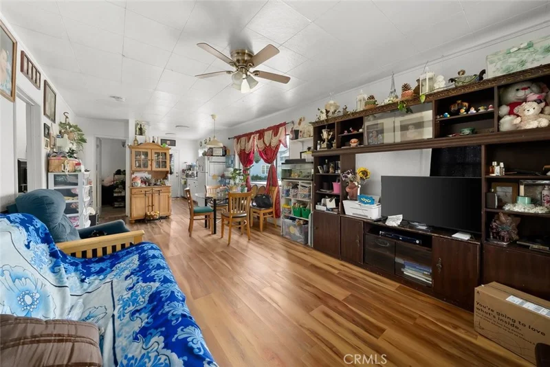 523 Branch Street photo 2