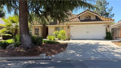 1145 E Woodhaven Lane photo 2