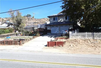 14955 Elizabeth Lake photo 2