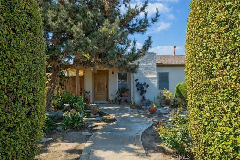 419 Irvine Avenue, Newport Beach, CA 92663