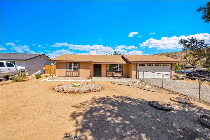 7817 Valley Vista Avenue, Yucca Valley, CA 92284