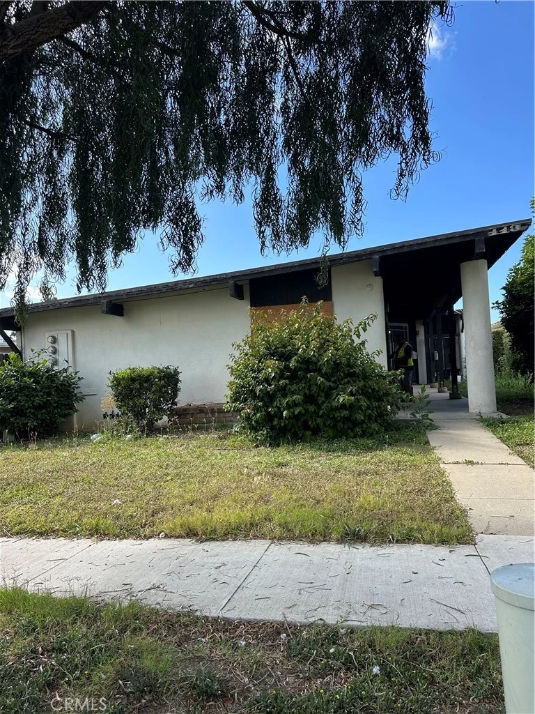 113 Clearbrook, Costa Mesa, CA 92626
