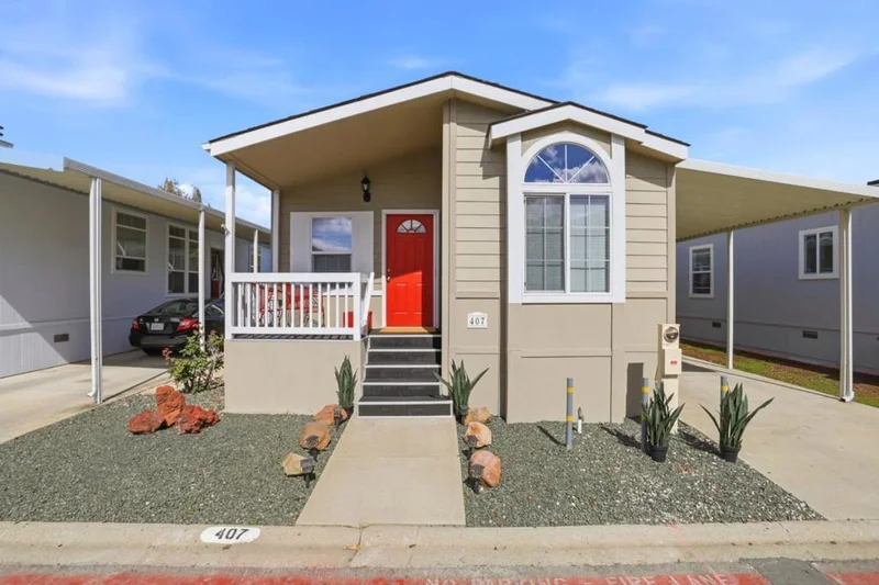 1220 Tasman #407, Sunnyvale, CA 94089