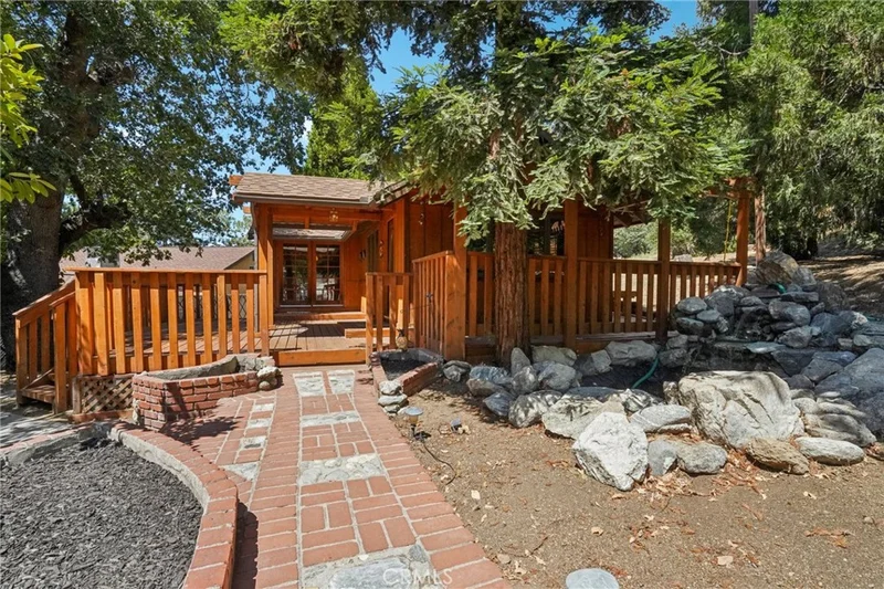 Photo 2 of 39370 Clearwater Drive