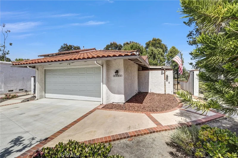 25707 Compass Way