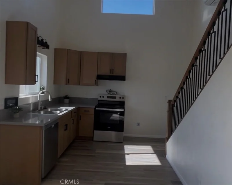 239 Myrtlewood photo 2
