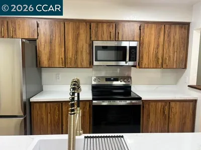 142 Mesa Ct