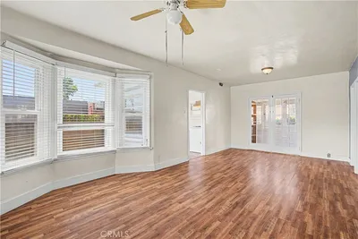 421 Almond photo 2