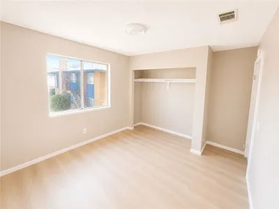 18152 Poinciana photo 2