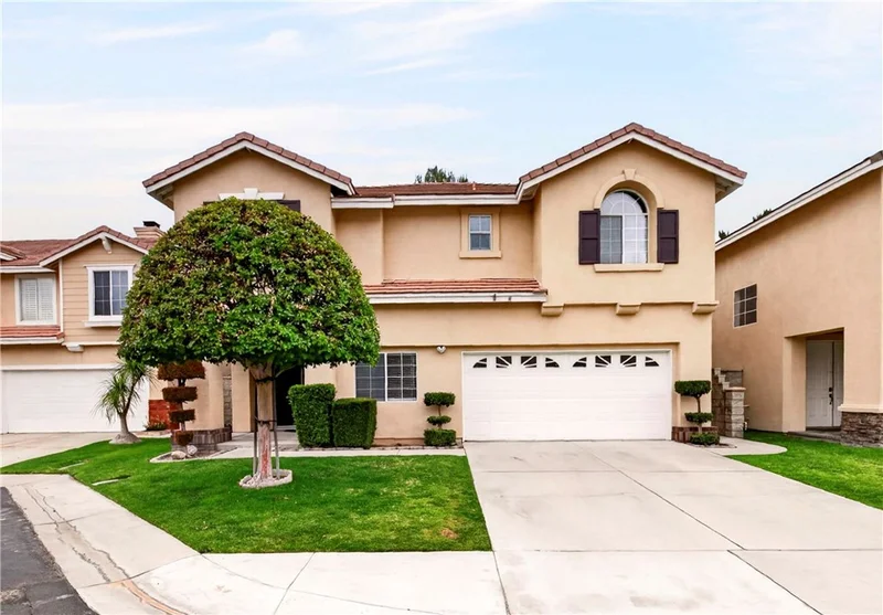 4366 Jasmin Hill Court photo 2