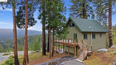 29965 Mariposa Drive, Cold Springs, CA 95335