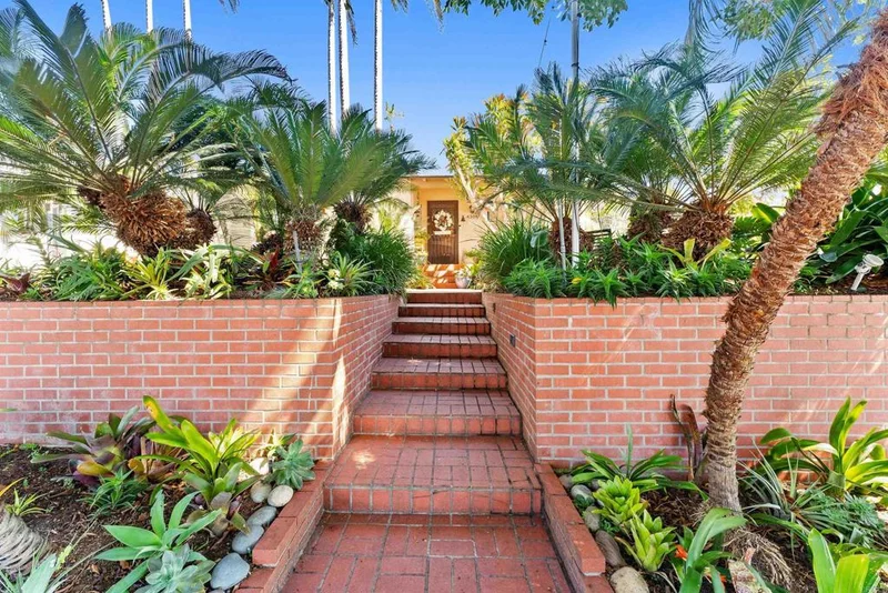 4304 Del Mar Avenue, San Diego, CA 92107
