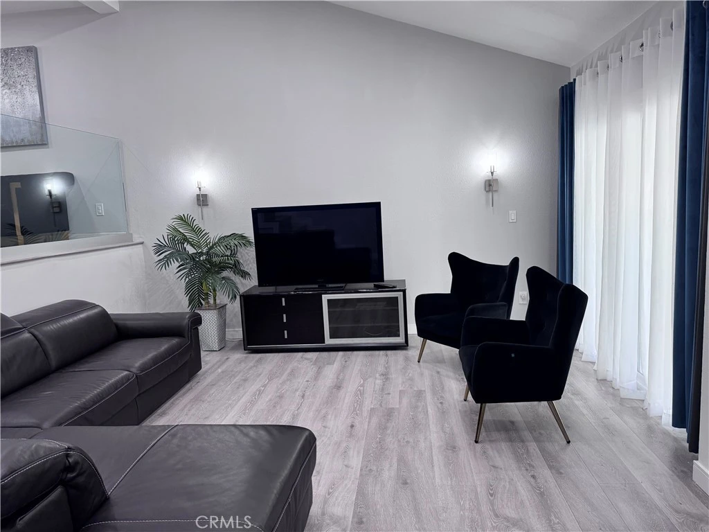 Interior 2