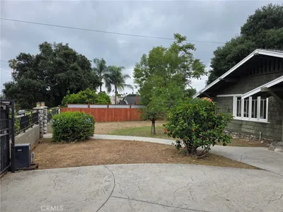 2121 Garfield photo 2