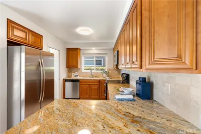 5642 Meinhardt photo 2