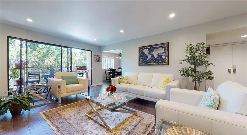 321 E Stocker Street 205, Glendale, CA 91207